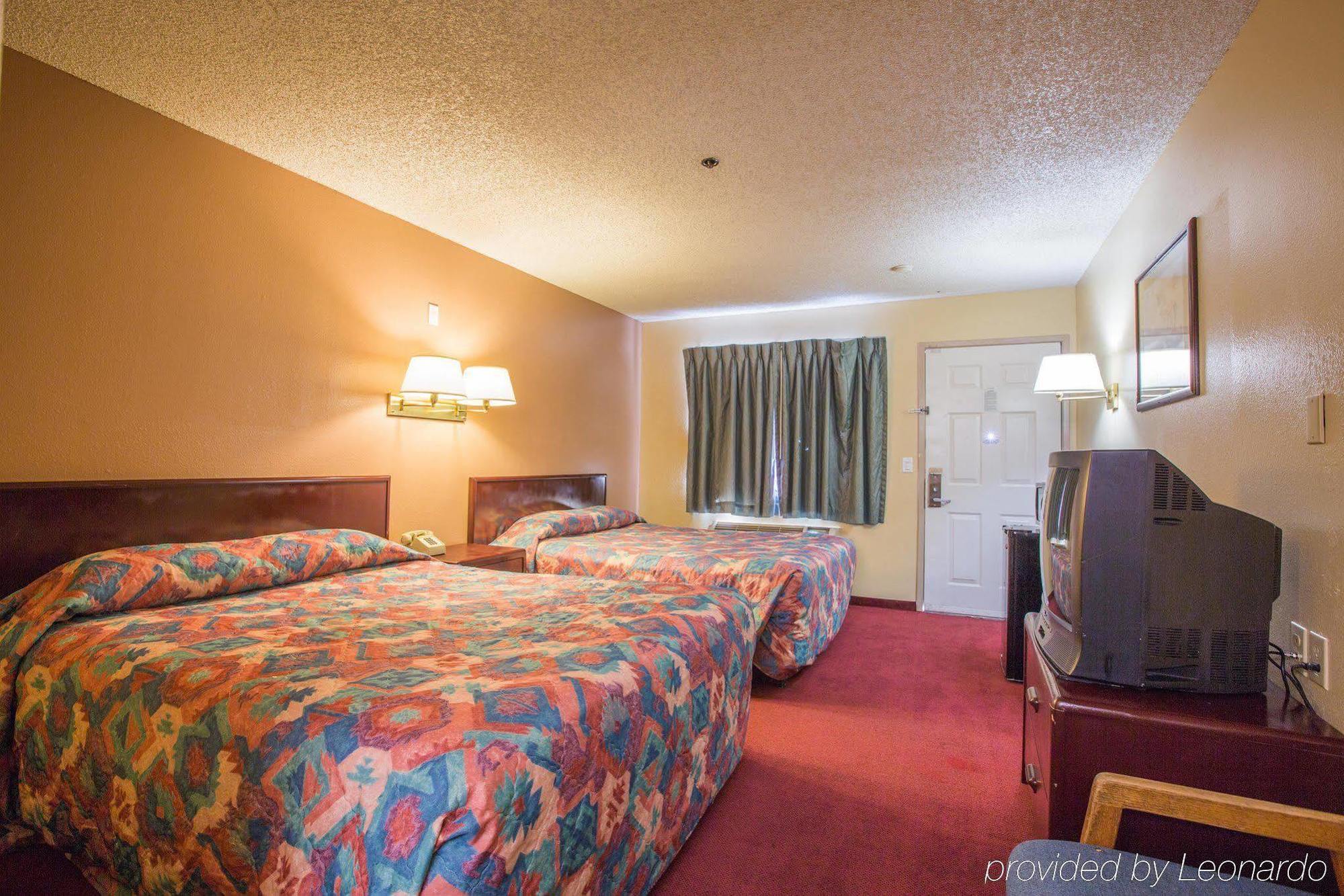 University Inn Фресно Екстер'єр фото
