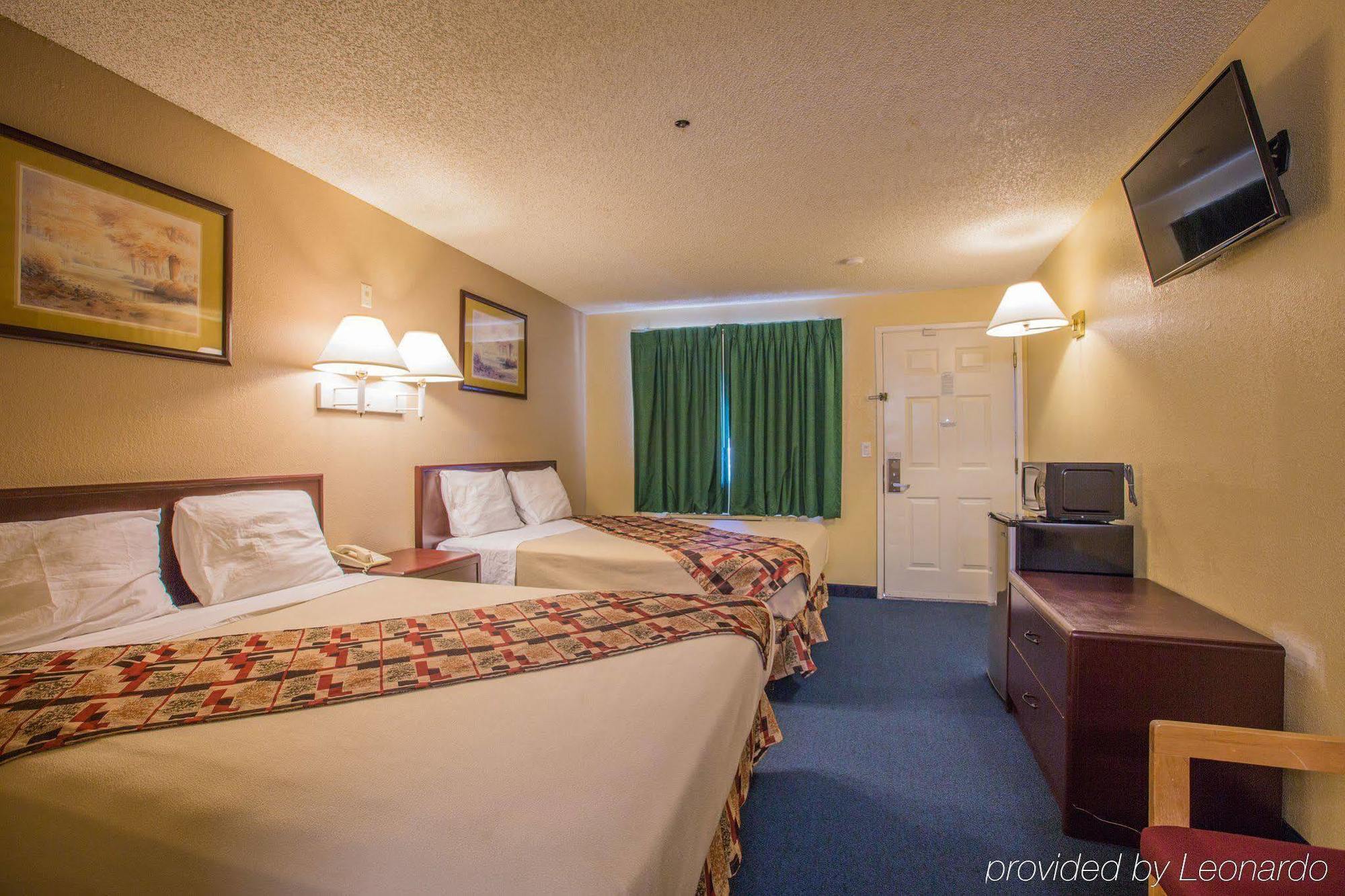 University Inn Фресно Екстер'єр фото